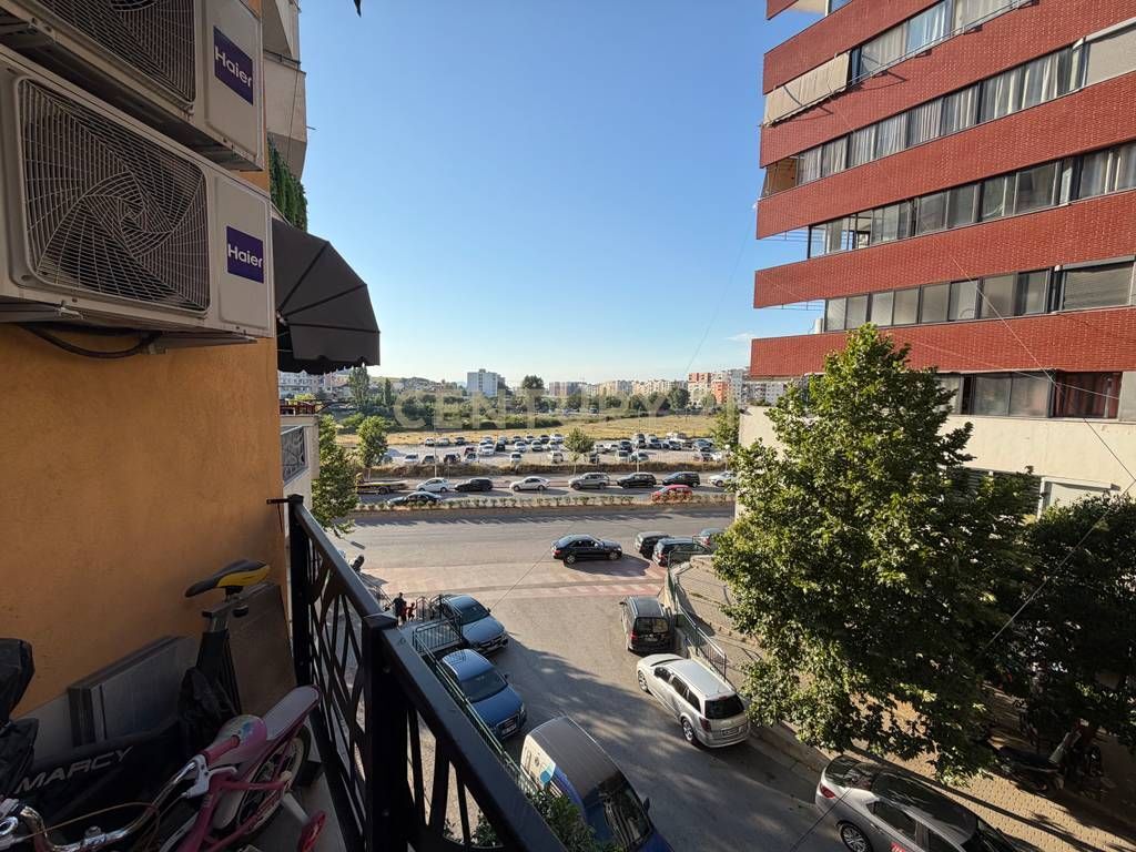 Appartamento 2+1 in Affitto – Viale Migjeni, Yzberish 600 € /Mese
