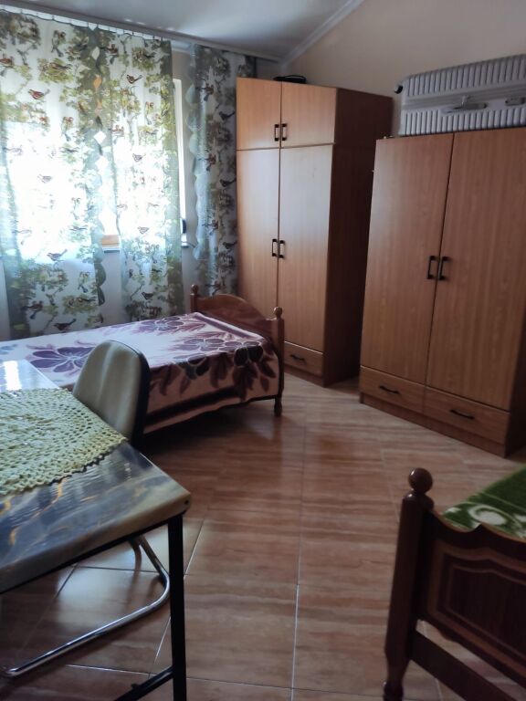 Apartament 1+1 per qera Siri Kodra !