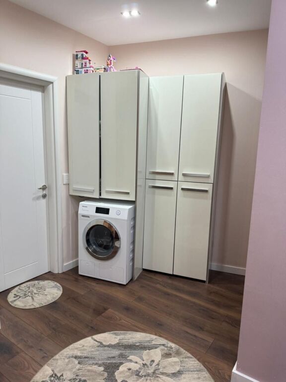 Apartament 1+1 prane Liqenit te Thate