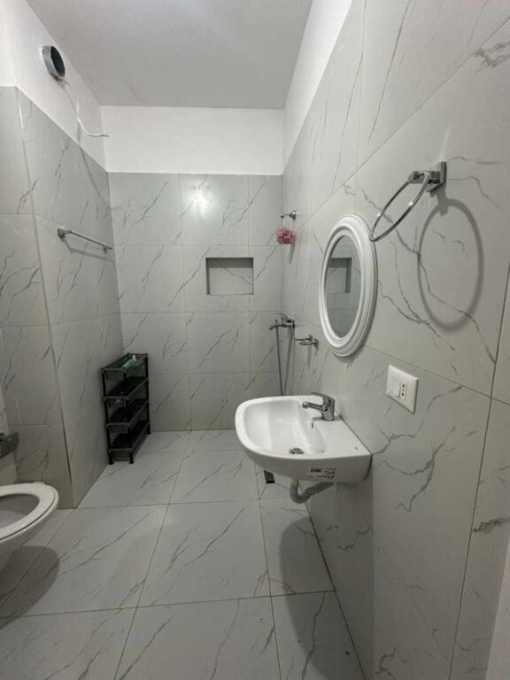 Apartament 1+1 per Qira, Fusha Aviacionit