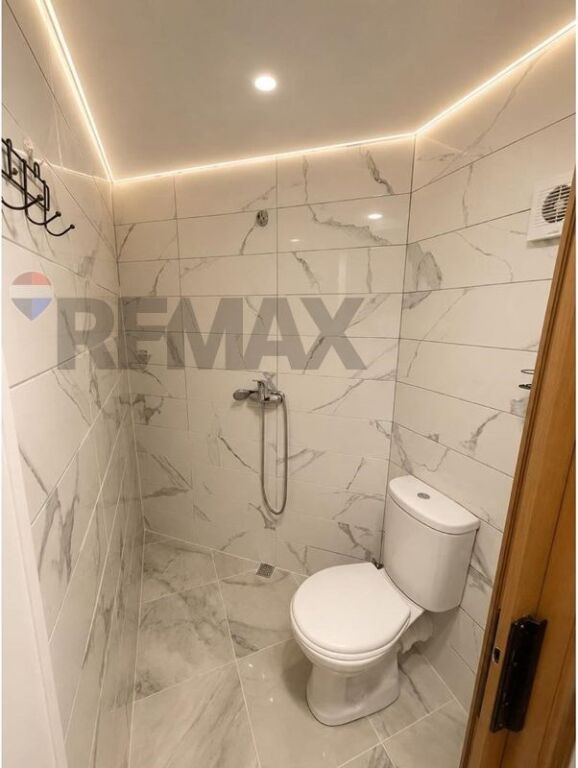 SHITET DUPLEX TEK LIQENI I THATË – 128,000 €