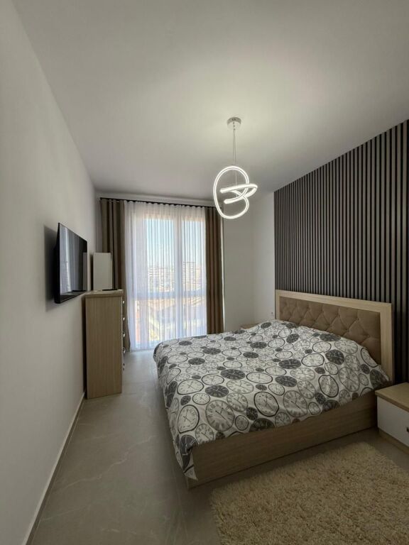 🏢Rruga Jordan Misja ,jepet me qera apartament 1+1,i mobiluar 60,000Leke   