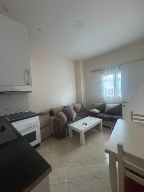 Appartamento in affitto 1+1- 📍Yzberisht, vicino a NELA 6- 300 mila lek