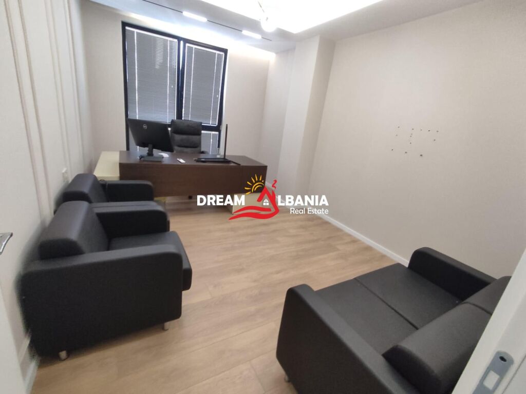 Appartamento 2+1 in affitto in via Mine Peza presso la Golden Tower ! ( ID 42215496 )