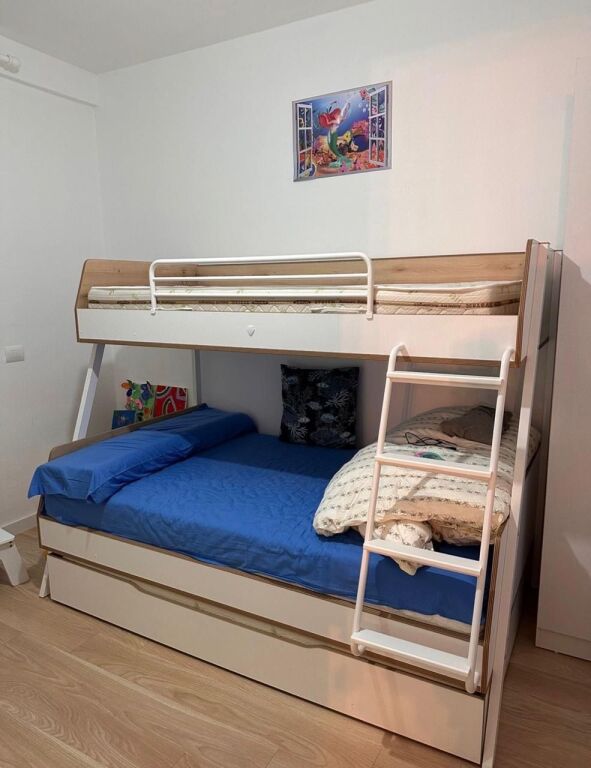 Lura 3 ,Gjiri Lalzit-Apartment 2+1 ne shitje