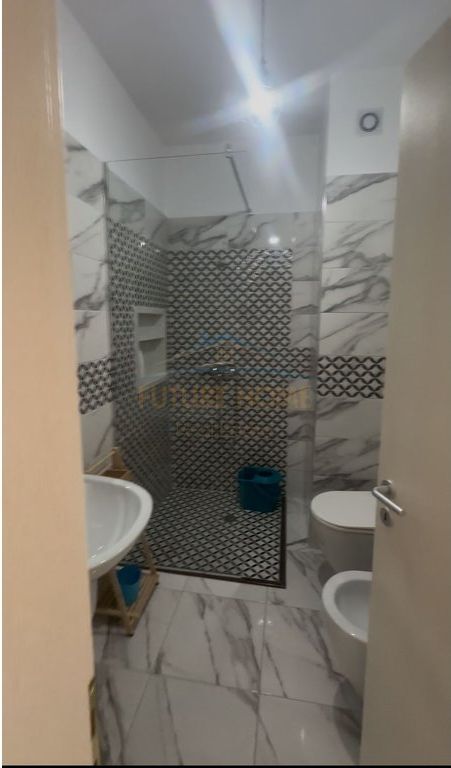Durres, apartment 3+1+Balcony for rent, 8th floor, 138 m²