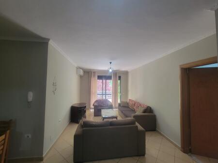5 Maj Jepet Apartament me qera 3+1+2 plus Parkim