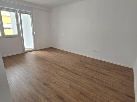 🏢 Kavaja Street, near Condor Center, a 2+1+2 apartment is for sale for €210,000 🏢