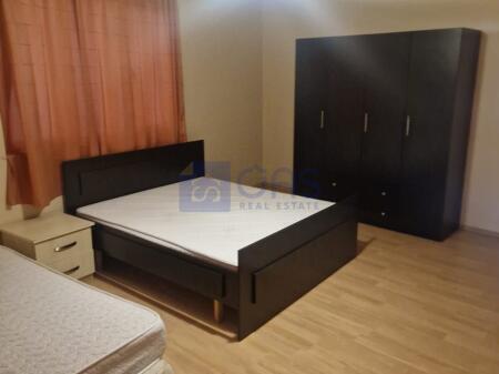 A 3+1 apartment is available in Brryl. 500 euros.