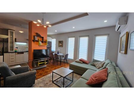 Apartment 2+1 for sale on Kavaja Street.