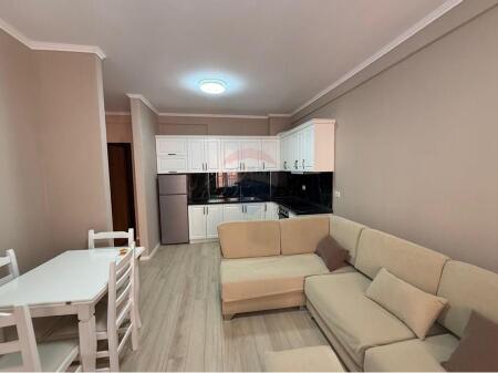 Apartment 1+1 for rent in Green City, Astir.
