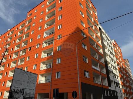 An apartment of type 1+1 is offered for sale in the Yzberisht area near KMY.