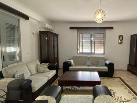 AFFITTIAMO APPARTAMENTO 3+1 A FRESK VICINO ALLA SCUOLA 17 FEBBRAIO 450 € /Mese