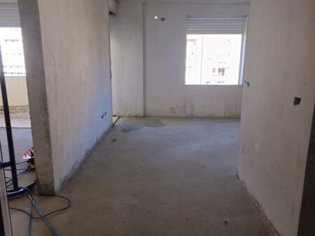 Vendesi appartamento 1+1 Shkembi Kavajes 55000€