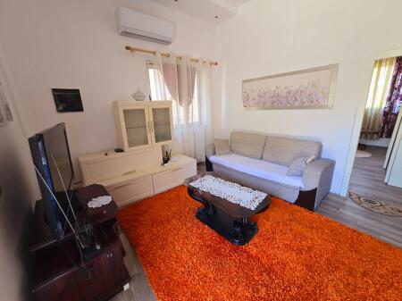 THE FIRST FLOOR OF A PRIVATE VILLA IN KENETE DURRES IS FOR RENT.