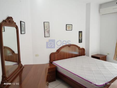 A 2+1 apartment is available in Brryl.