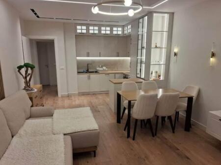 For sale Super 2+1+2 for 225,000 euros! 📍Erli Residence. Opposite UET. PORCELAIN