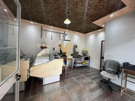 STORE OF 25M2 FOR RENT AT KOMUNA E PARISIT 30,000 LEK