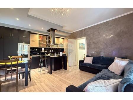 3+1 apartment for rent near the Institute of Hygiene!