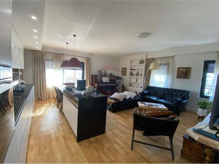 Apartment 2+1+2+ parking in the center!