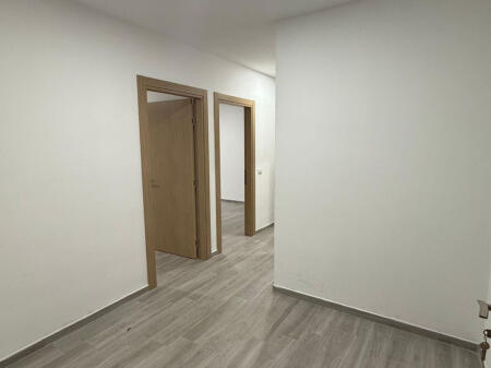 Zyre Me Qera 2+1 Tek 5 Maji (ID BZ2607) Tirane