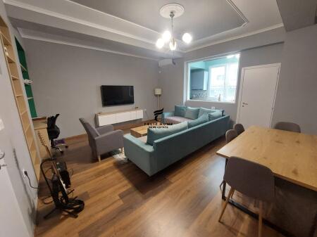 VILLA FOR RENT 210 M2 STUDENT CITY 1,350 EURO