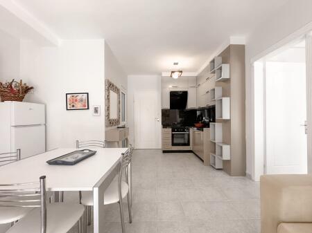 I AM RENTING A 1+1 APARTMENT AT THE BEACH, DURRES