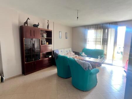 Apartament 2+1 me qira ne Astir