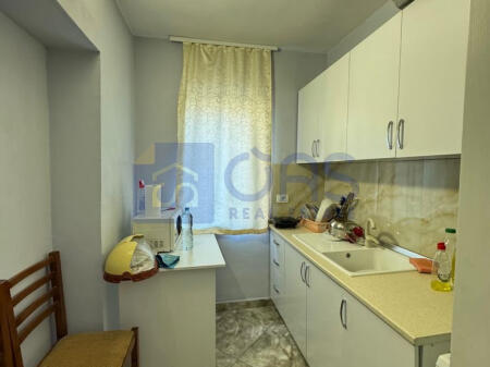 Apartment 1+1 for sale on Dibra Street 115,000 euros.