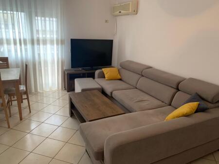 Apartament 2+1+2 për qira, KOMUNA E PARISIT