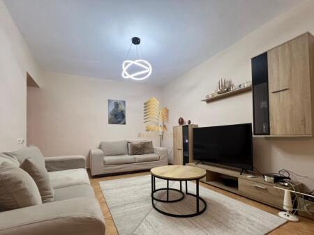 Qera,Apartament 2+1,Myslym Shyri,650 Euro/muaj-0692061134