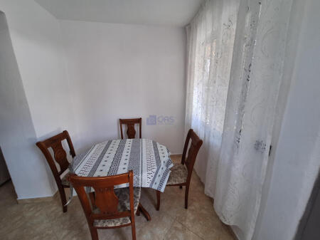 Affittasi appartamento 1+1 ad Ali Demi 400 euro.