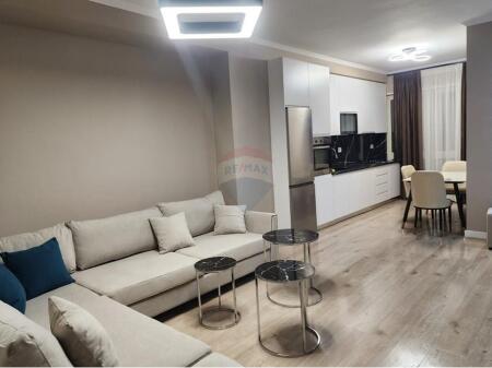 Kopshti Botanik---Per qira apartament 2+1