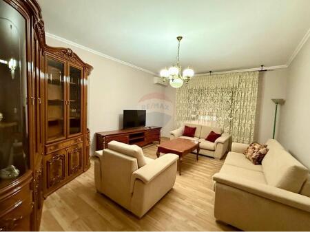 Apartment - For Rent - Paris Commune
