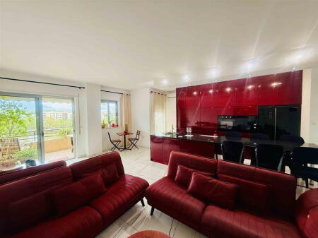 Appartamento in affitto 2+1+2 presso il Lago Asciutto (ID B2201323) Tirana