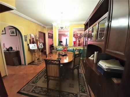 Super Apartment 2+1 for Sale in Laprake near Hawaii Towers in Tirana (ID 4111458)