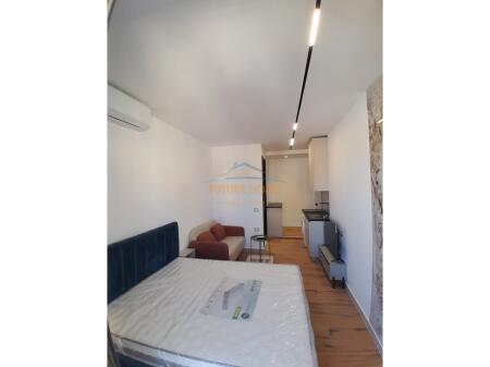 3 studios are for sale in Shallvaret.