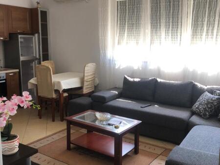 Apartament 1+1 me qira tek Xhanfize Keko