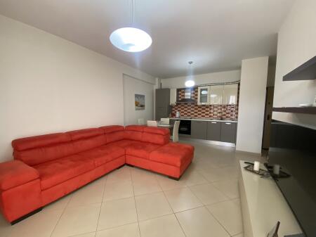 Apartament 2+1 me qira tek Globe