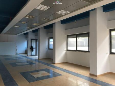 Negozio/Ambiente Commerciale in Affitto presso Riza Cerova (ID BD21459) Tirana