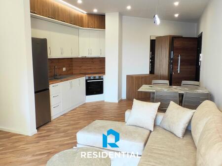 Tek Shkembi i Kavajes, Shitet Apartament 1+1 Me Pamje nga Deti Dhe Cmim Okazion!