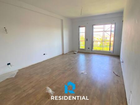Ne Kamez, Shitet Apartament 2+1 Ne Kompleks Te Ri!