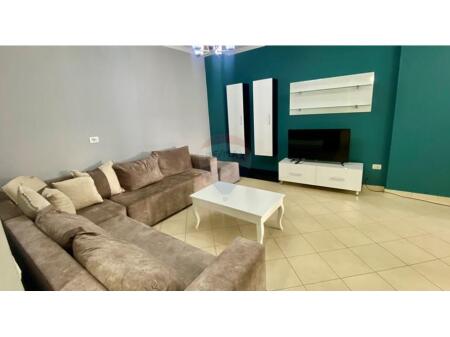 1+1 apartment for rent near the old Electric Market.