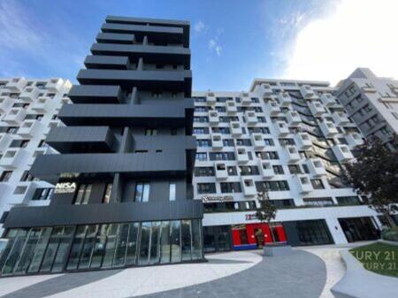 Commercial Space for Sale at Square 21