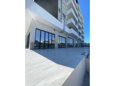 Ambient Biznesi me Qira – 100 m² në Spitallë, Durrës!!
