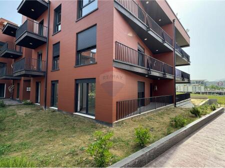 2+1 apartment with yard for sale near TEG.