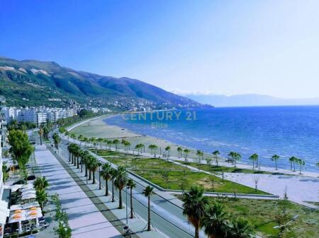 APARTMENT 2+1 FOR SALE ON THE LUNGOMARE, VLORA!