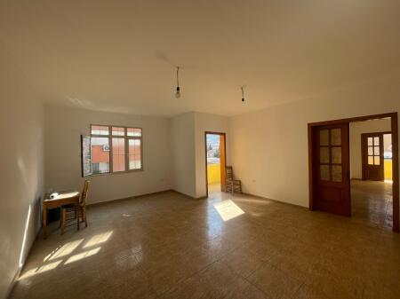 SHITET APARTAMENT 5+1 KOMUNA E PARISIT  230.000 EURO
