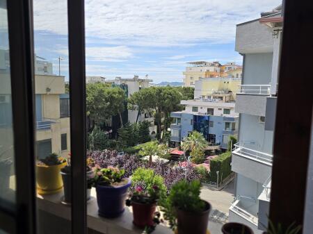Appartamento 1+1 in Vendita a Shkëmbin di Kavajë – Investimento Ideale Vicino al Mare!