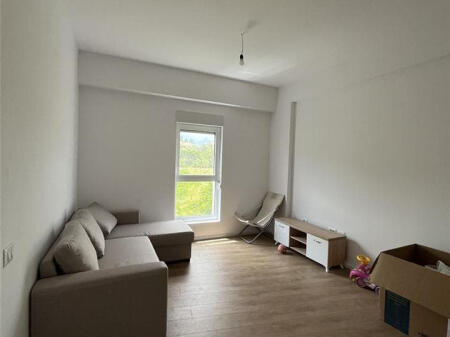 Appartamento in affitto 2+1 ad Ali Dem (ID B2201325) Tirana